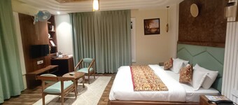 Palette Hotel Cecil by Checkin Srinagar
