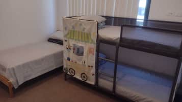 Bügeleisen/Bügelbrett, Bettwäsche