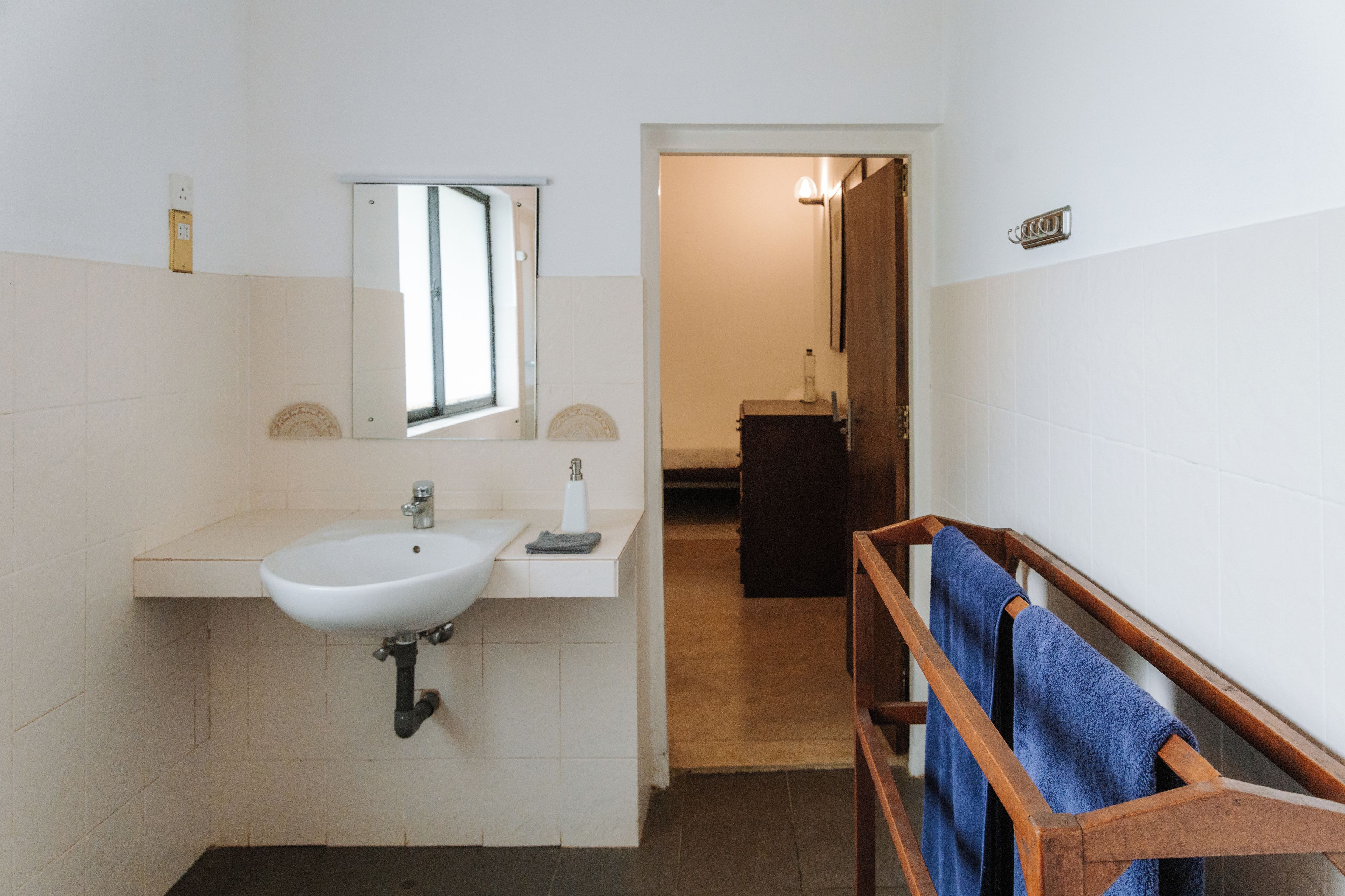 Double or Twin Room, Garden View | Bathroom