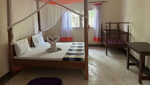Deluxe Villa, 3 Bedrooms, Kitchen, Garden View | Iron/ironing board, WiFi (free), individually decorated - Diamond Coast Villa and Apartments (Paje)