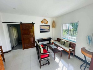 Standard-Zweibettzimmer | Schreibtisch, kostenloses WLAN, Bettwäsche