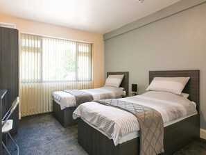 House | 1 bedroom - Standard Twin Room (Uxbridge)