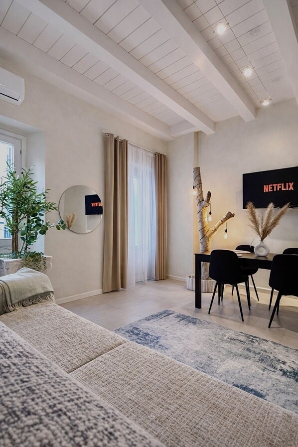 Smart TV