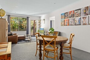 Interior - Beautifully Peaceful 2-Bed Apartment (Lane Cove North)
