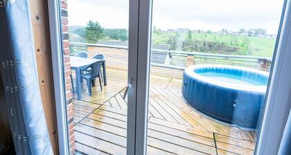 Retreat with Jacuzzi near the Dams