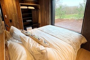 1 bedroom, desk - Romantic holiday home in Malmédy (Malmédy)
