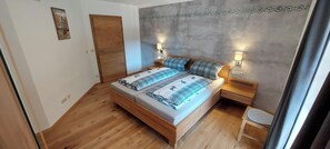 2 bedrooms, WiFi, bed sheets - Vacation apartment "Leni" in Garmisch-Partenkirchen (Garmisch-Partenkirchen)