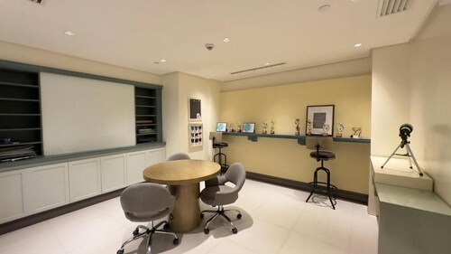 Room-adahkumaya Luxury Suites Plus