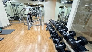 Room, 1 Bedroom, Balcony, Garden View | Fitness studio - Room-adahkumaya Luxury Suites Plus (Taguig)