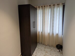 Kamar Deluks | Wi-Fi gratis