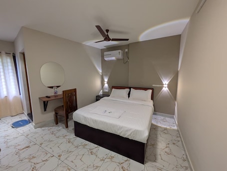Classic Room | Free WiFi. Vista by Booksy One