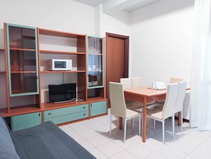 Interior - Relaxing flat with pool access (Lido di Jesolo)
