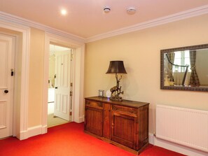 Interior - Rudha Na Craig (Inveraray)