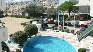 Pool - Comfy apartment with pool access (Lido di Jesolo)