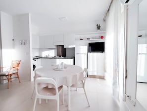 Dining - Comfortable studio near Piazza Nember (Lido di Jesolo)