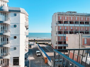 Exterior - Beachside studio with shared pool (Lido di Jesolo)