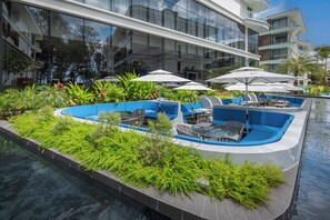 Poolside bar - Kora Beachfront Suite by TropicLook (Choeng Thale)