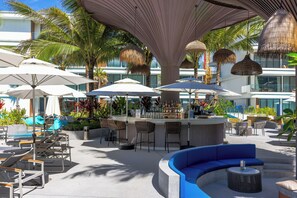 Poolside bar - Kora Beachfront Suite by TropicLook (Choeng Thale)