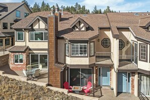 Exterior - Ski In Ski Out Condo at Bear Mountain! HOT TUB! Walk Onto Chair Lift 9! (Big Bear Lake)