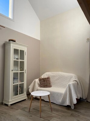 TV, ping pong - Gîte Le Studio – Cazes-Mondenard (Tarn-et-Garonne) (Cazes-Mondenard)