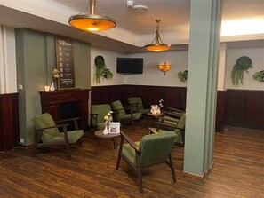 Interior - Charming Stay in Arcen | Single Unit | Near Roobeekweg Park (Arcen)