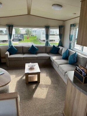 Living area - Tattershall Lakes Country Park - Holiday Accommodation 16405 (Lincoln)