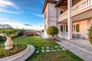 Biệt thự | 5 phòng ngủ 