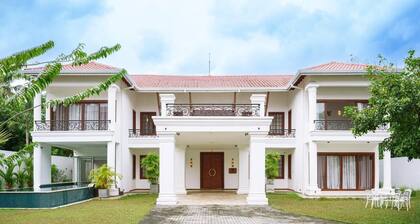 5 BR luxury Villa with Private Pool
Entire villa in Colombo, Sri Lanka