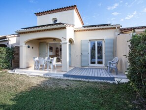Outdoor dining - Charming villa with garden for 6 pers (Homps)