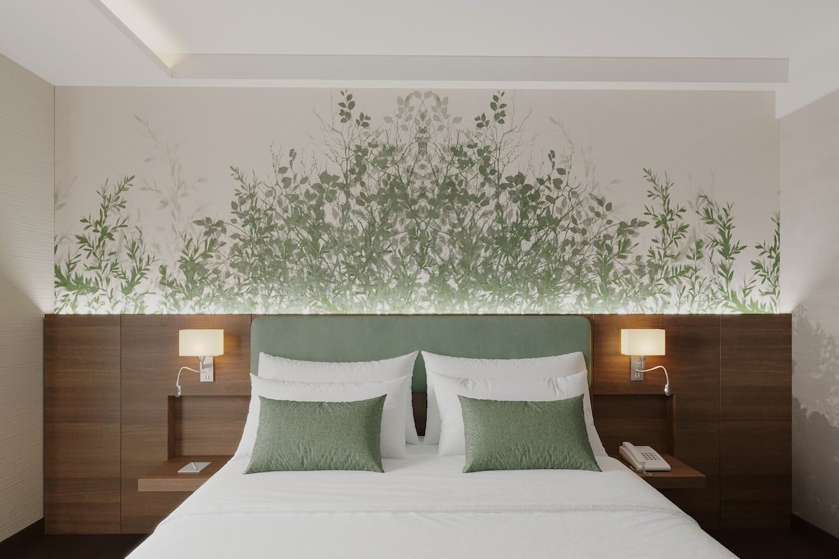 Quarto casal premier, vista para a cidade | Frigobar, escrivaninha, espaço de trabalho para notebook