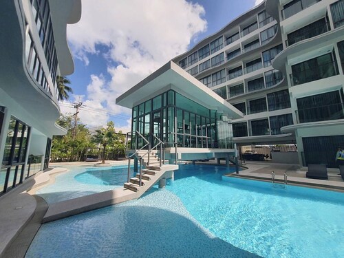 Stylish Bang Saray Apartment With Pool and Resort Facilities