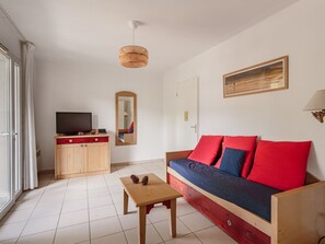 TV - Charming House for 6 in Residence with Pool (Ondres)