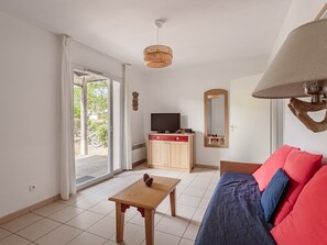 TV - Charming House for 6 in Residence with Pool (Ondres)