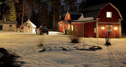 Hey Hus! Cozy and comfortable home in Lapland with sauna and BBQ space!