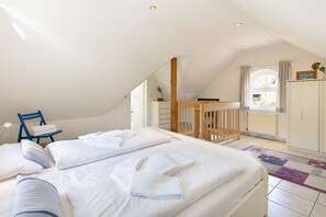 2 bedrooms, free WiFi, bed sheets - Vacations at Cap Privat: your cozy apartment by the dune on Sylt (List auf Sylt)