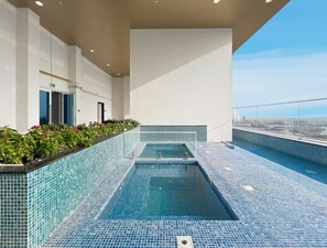 Pool - Cozy Studio with 31st Floor Miracle Garden View (Dubai)