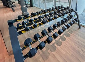 Fitness facility - Cozy Studio with 31st Floor Miracle Garden View (Dubai)