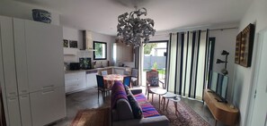 Téléviseur, chaîne audio