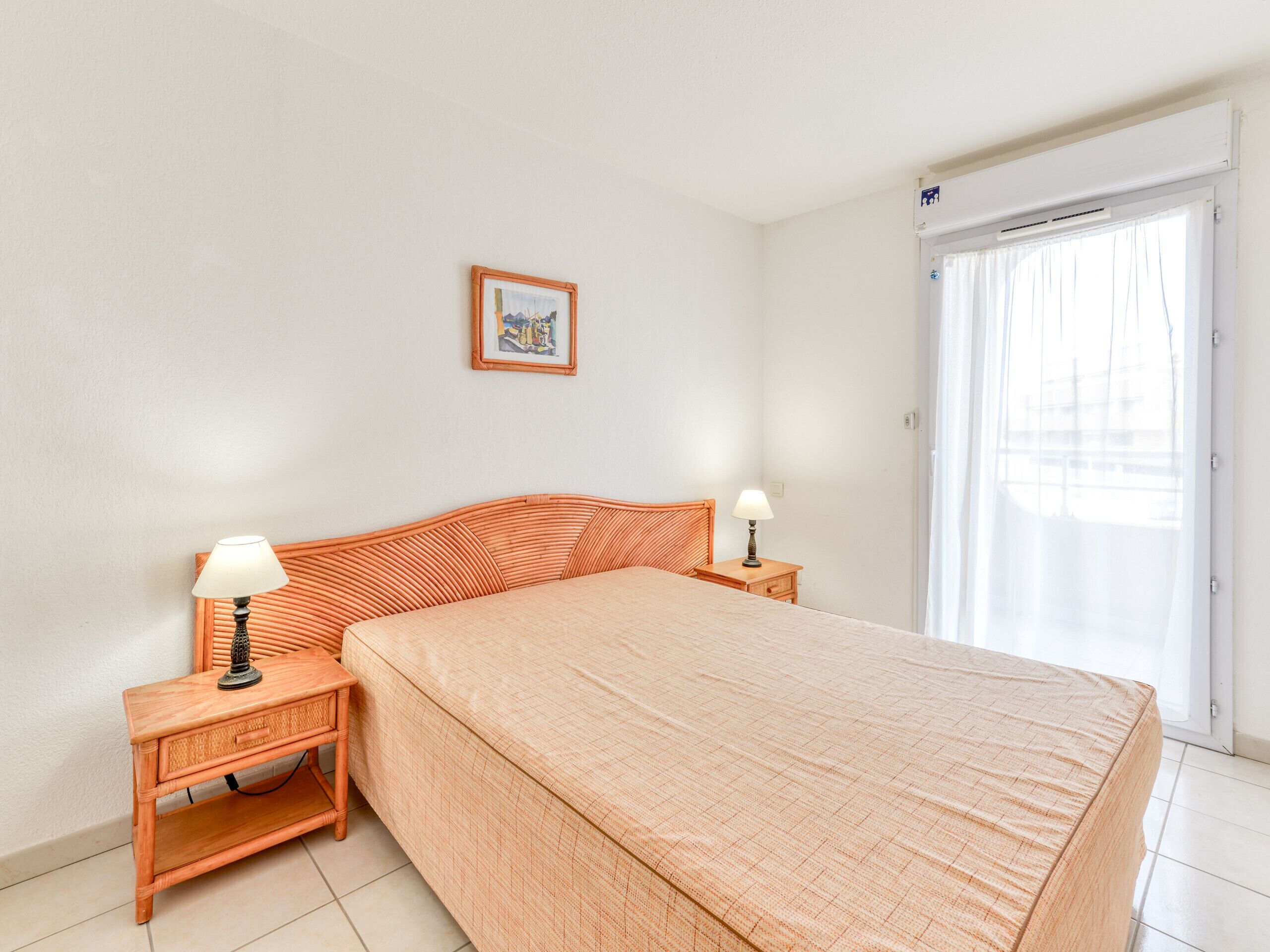 Apartment With Sea View, Sleeps 6, Balcony - Valras-Plage
