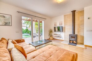 TV, fireplace, ping pong - Villa Feel Good with pool in Alcudia (Alcúdia)