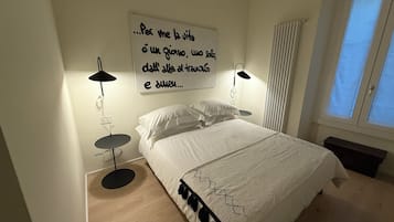 1 slaapkamer, een strijkplank/strijkijzer, reisbedje, wifi