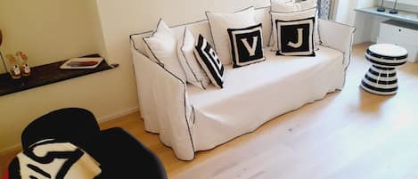 1 chambre, fer et planche à repasser, Wi-Fi, draps fournis