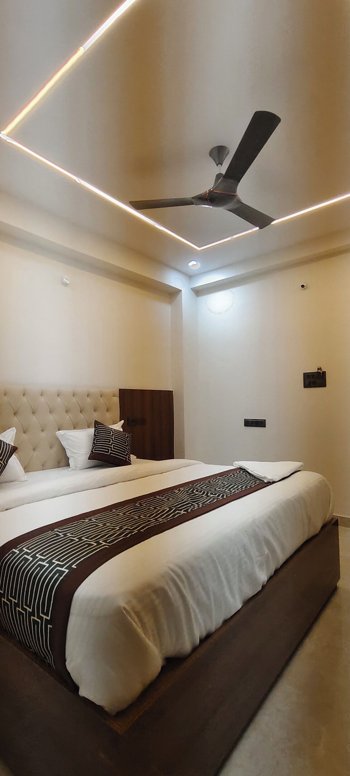 Quarto casal luxo, vista para a cidade | Área de estar