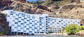 Pambnb Beachfront 1BR Playa Chica