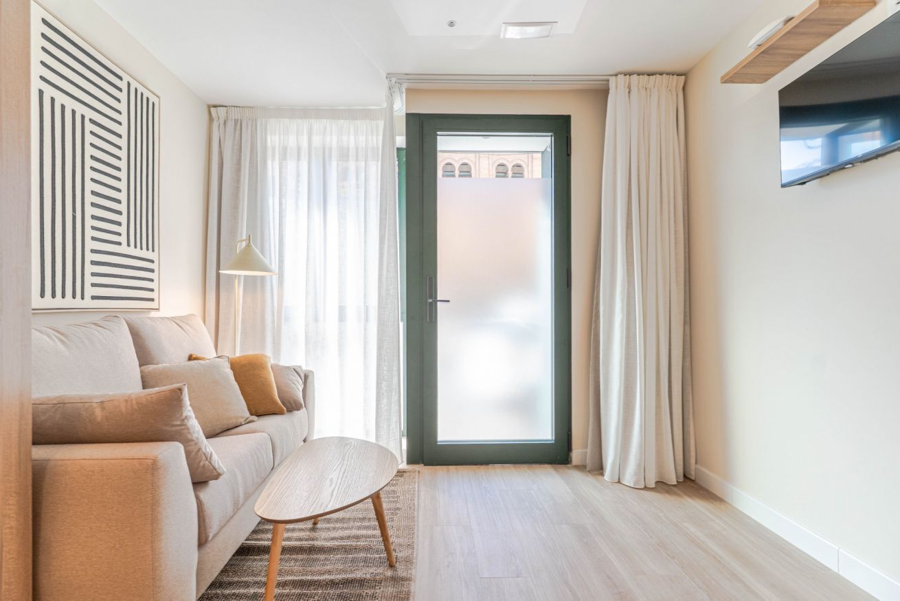Appartement Alhambra. Moderne, Lumineux Et Idéalement Situé. - Grenade
