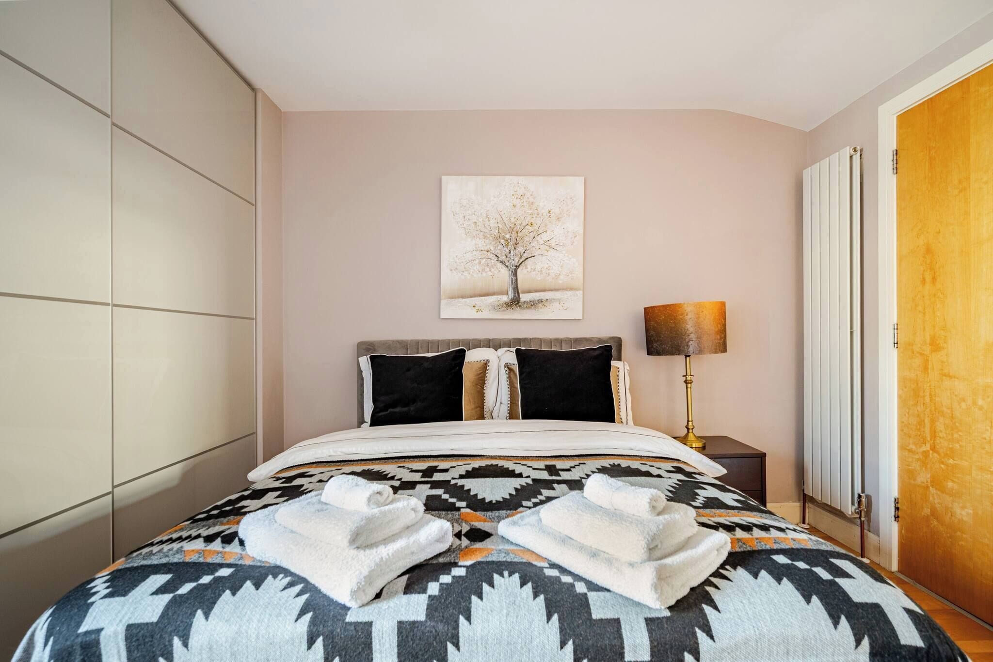 Apartment, 2 Bedrooms, Balcony, City View | 2 bedrooms