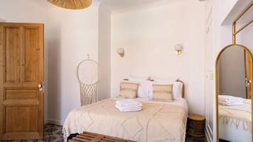 Ferienhaus, Mehrere Betten, eigener Pool, Poolblick