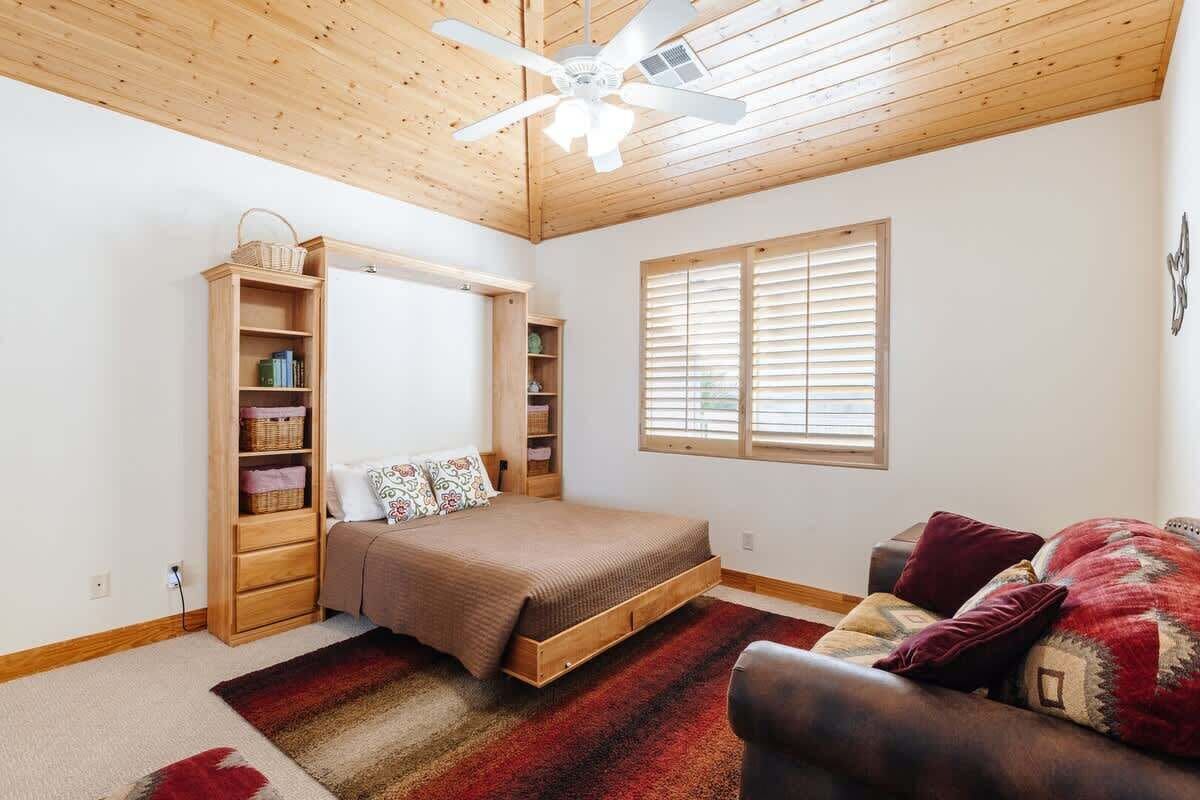 3 bedrooms, free WiFi, bed sheets