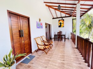 Free WiFi - Sunsei Beach Negombo (Negombo)