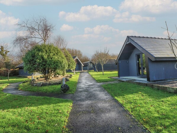 Unclassified image, 1 of 18, button - Glamping Tri Pod 8 - Gower (Swansea)